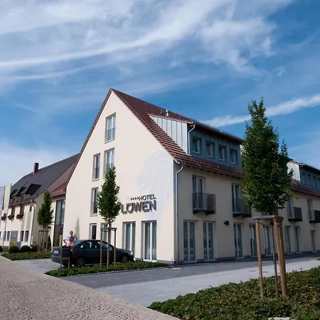 & Gasthof Lowen Ulm